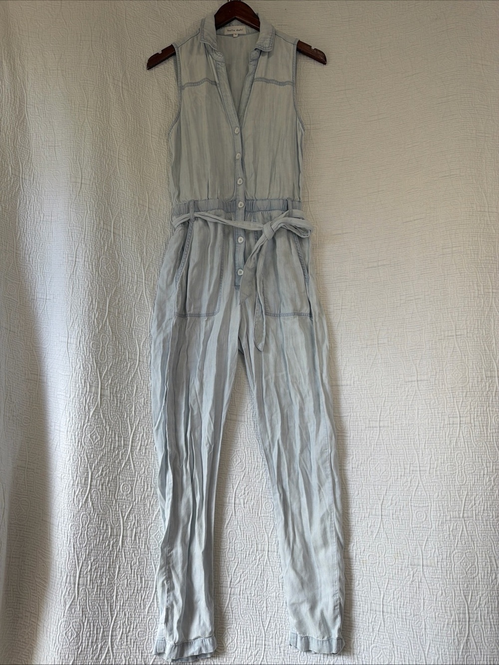 Bella Dahl Jumpsuit XS Chambray Tencel Sunspray Wash Blue Button Up Belted Suit